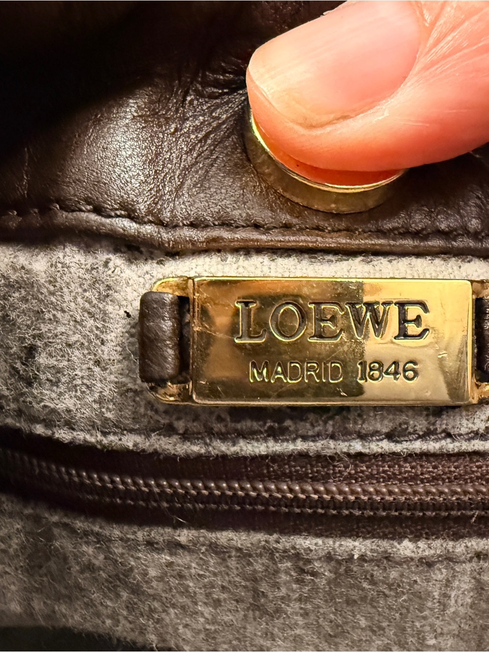 Loewe Vintage Flamenco Leather Crossbody Bag - Brown Anagram - Picture 11 of 14